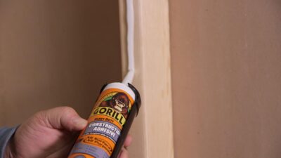 Gorilla 8010001 9 oz White Construction Adhesive Pack - Image 8